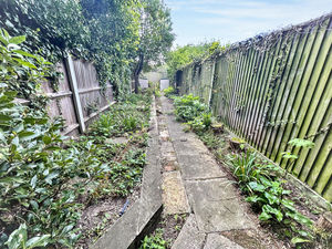 Photo 22- click for photo gallery